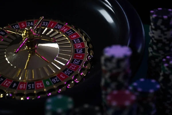 jayabola 2 mobile app interface showing sportsbook and live-dealer options